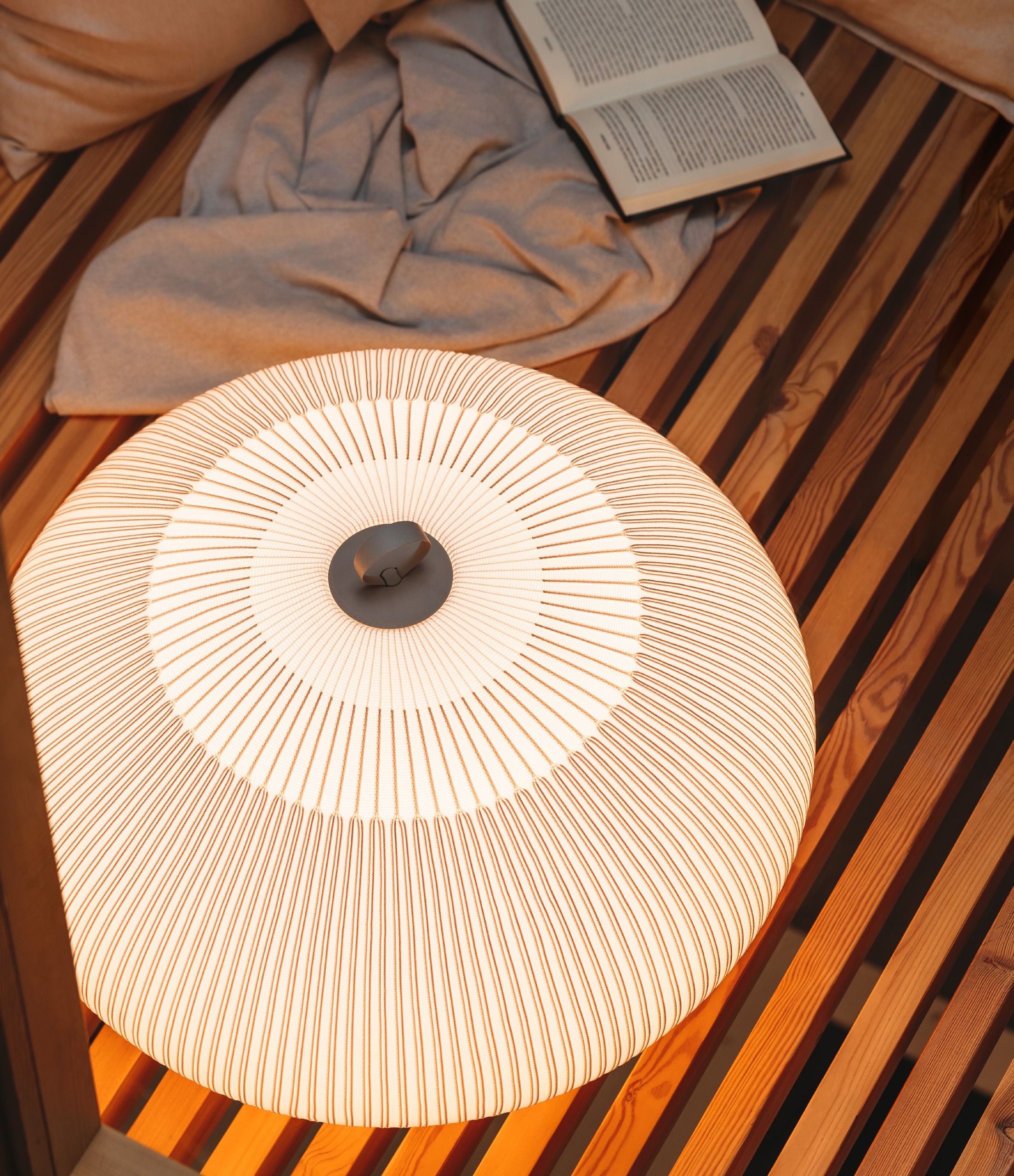 Vibia Knit 7485 – Lámpara de pie — imagen 5