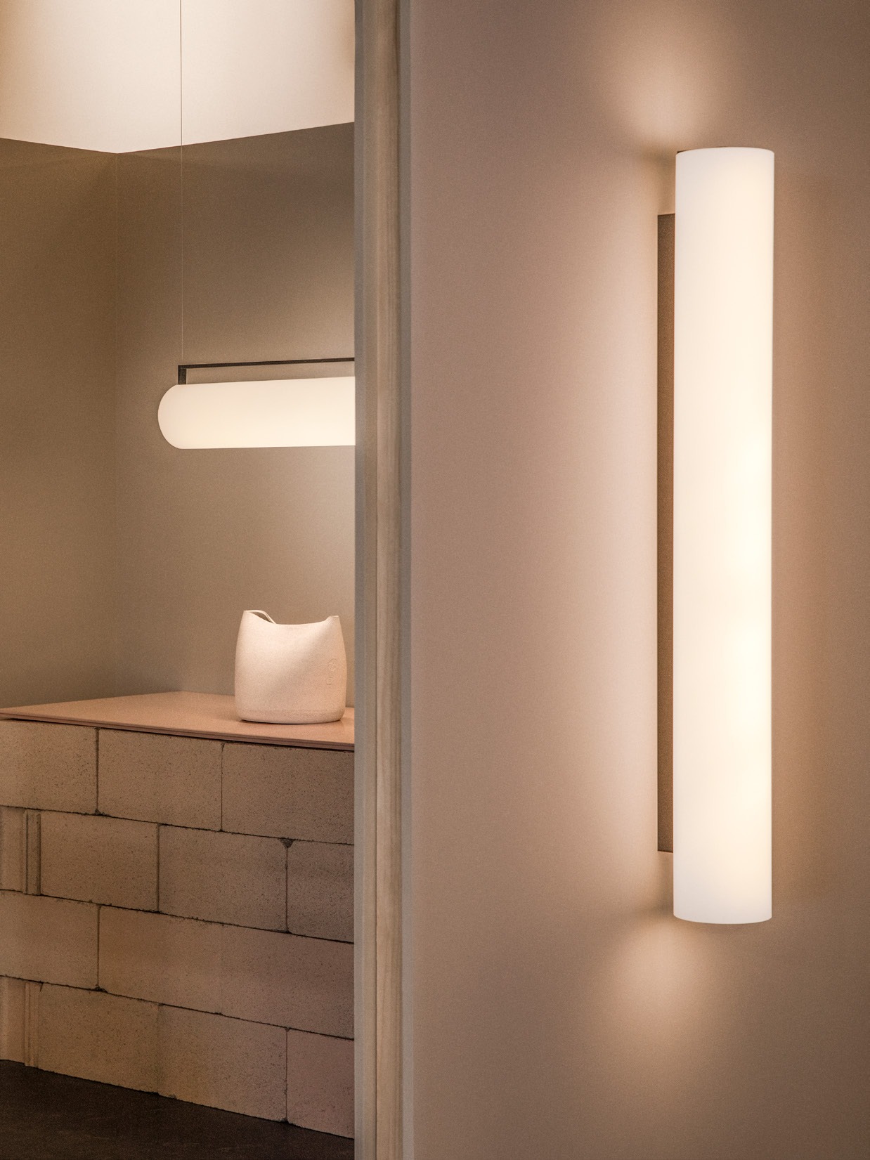 Vibia Kontorno 6444 – Aplique de pared — imagen 3