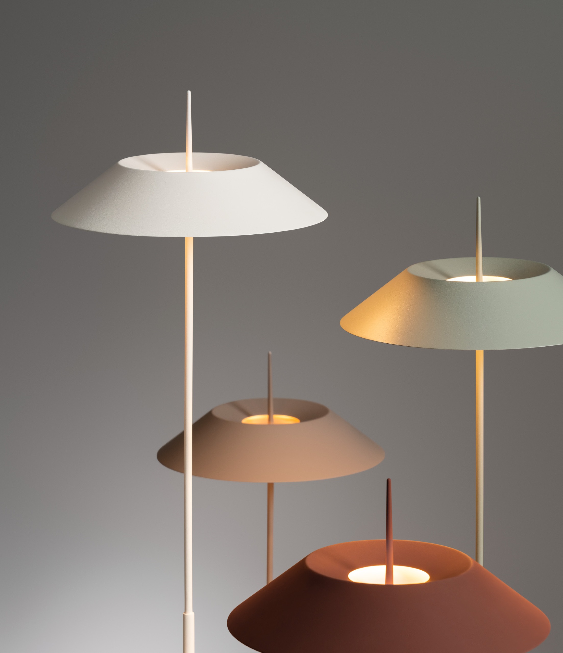 Vibia Mayfair Mini 5496, lámpara de sobremesa LED
