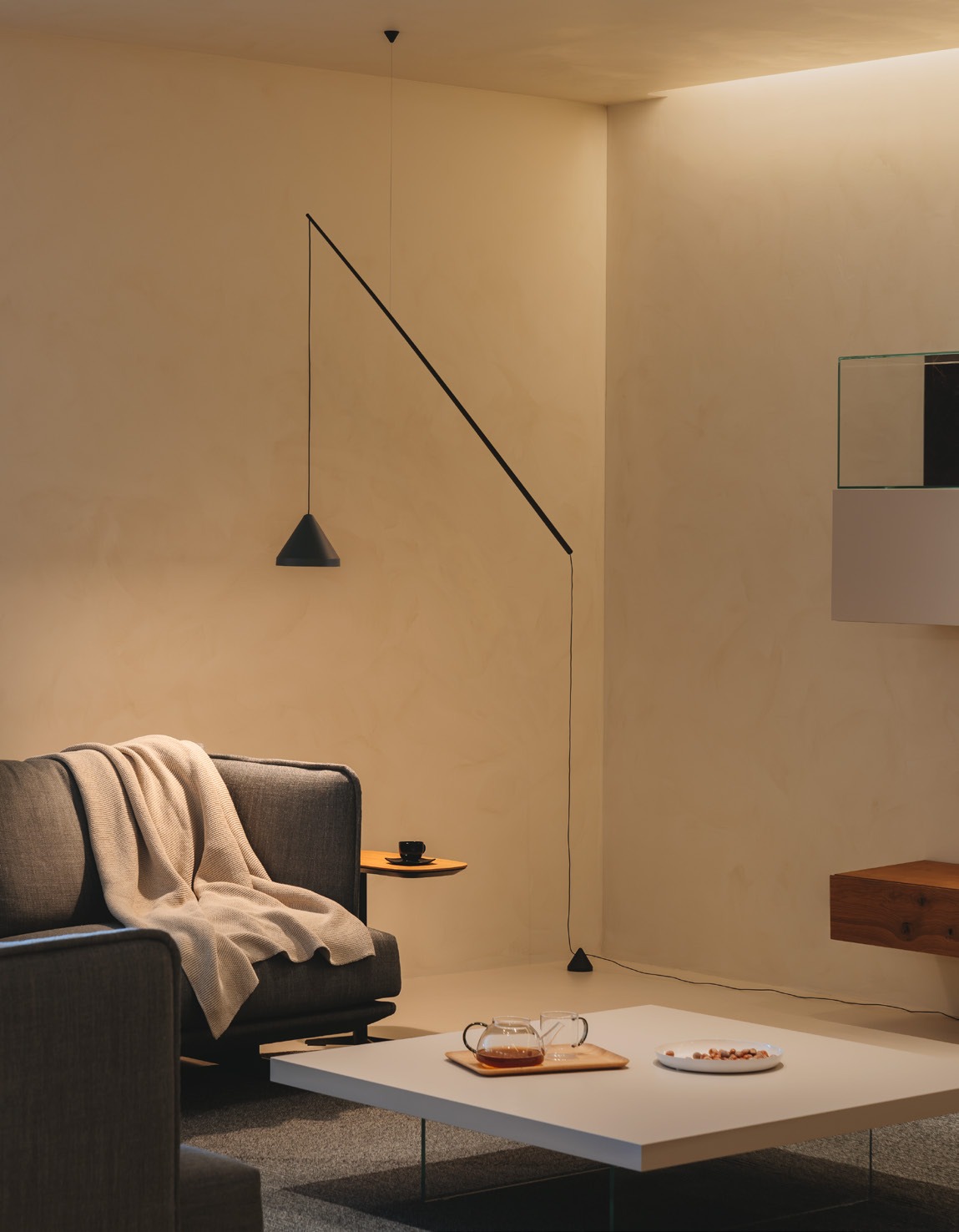 Vibia North — pie y sobremesa — imagen 4