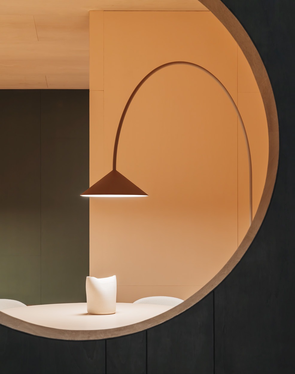Vibia Out – Lámpara de pie — imagen 2