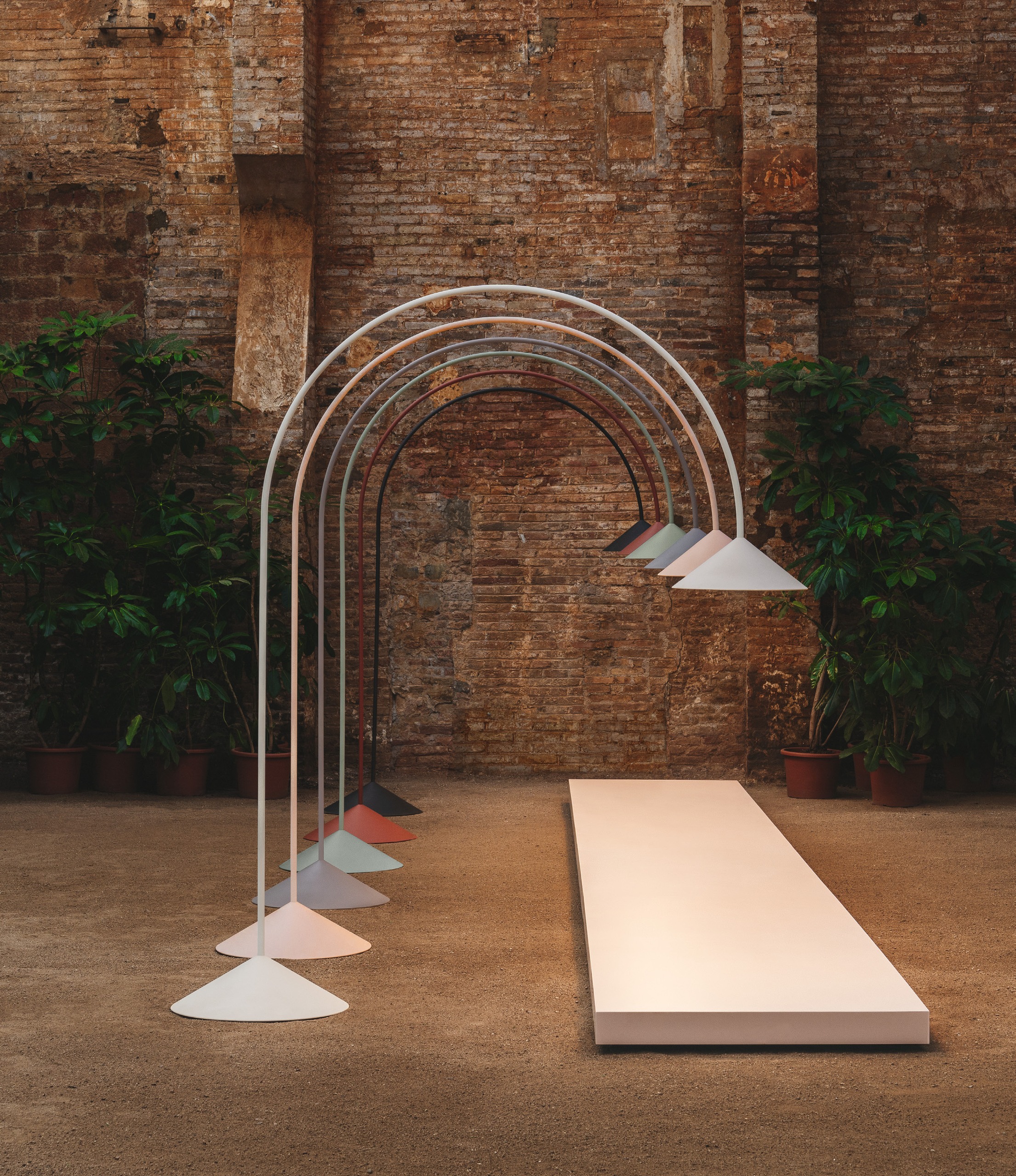 Vibia exterior Out 4275 – Lámpara de pie — imagen 8