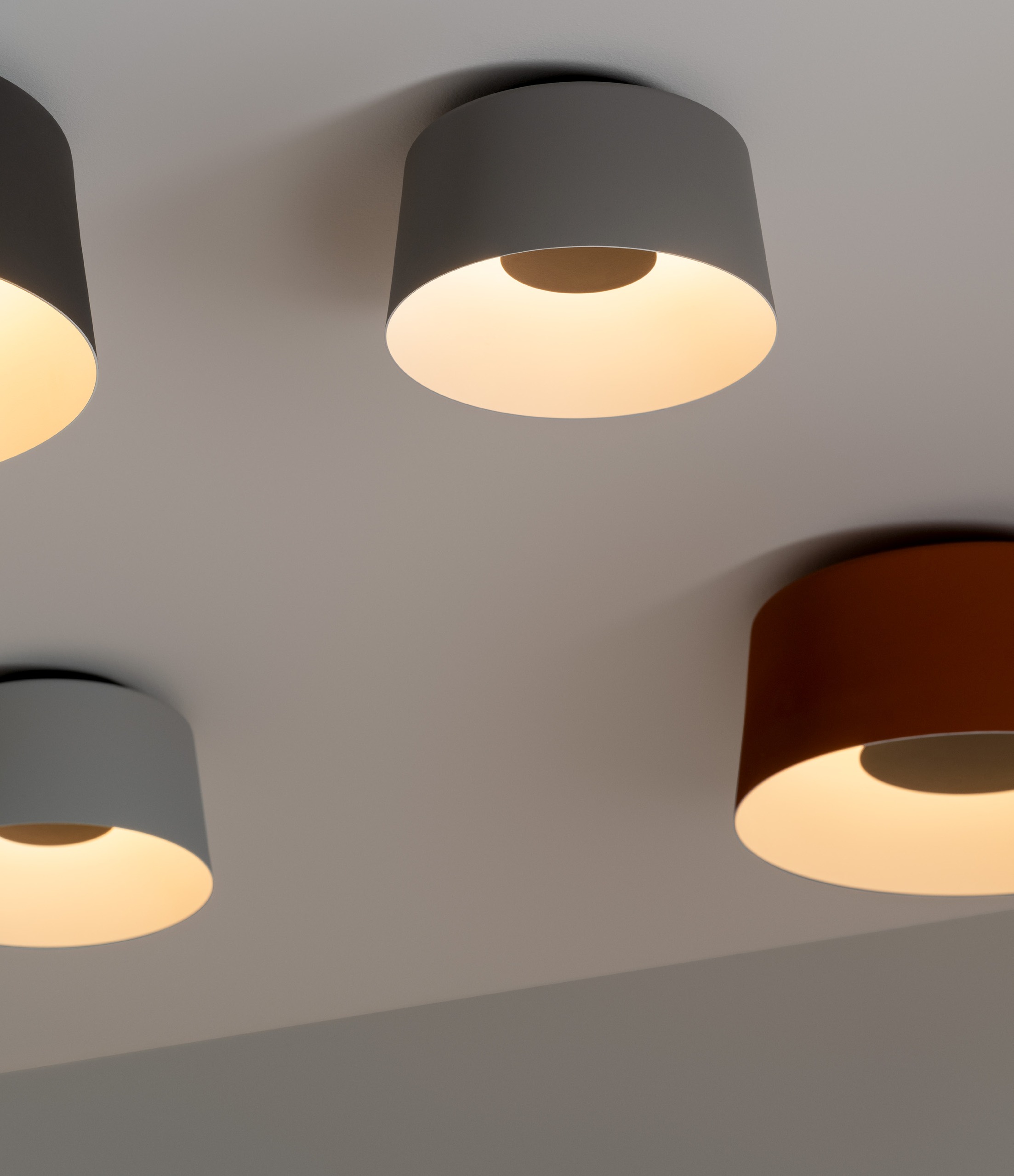 Vibia Puck 2 – Lámpara adosada a techo — imagen 8