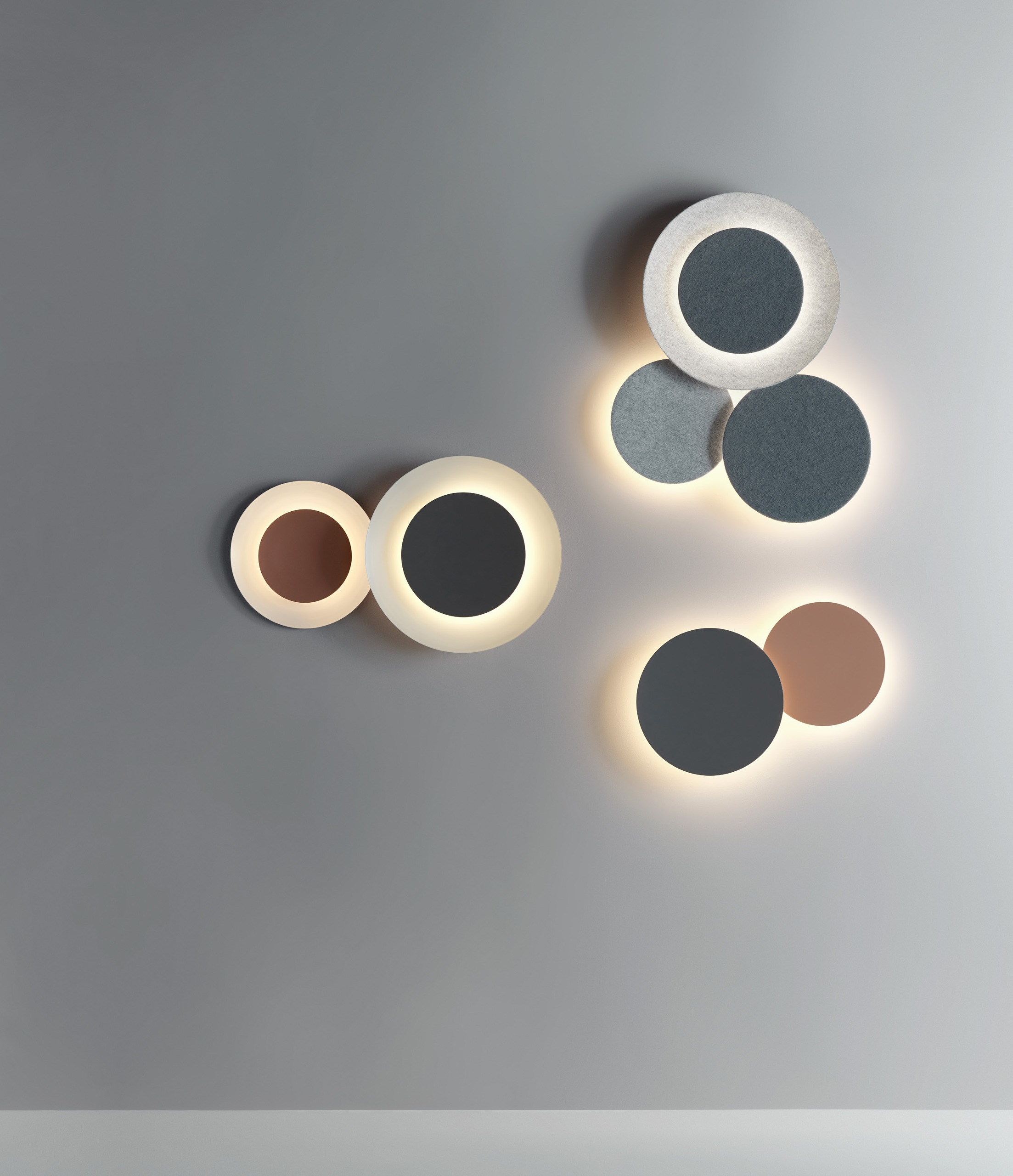 Vibia aplique Puck Wall Art doble con aro – Lámpara — imagen 8