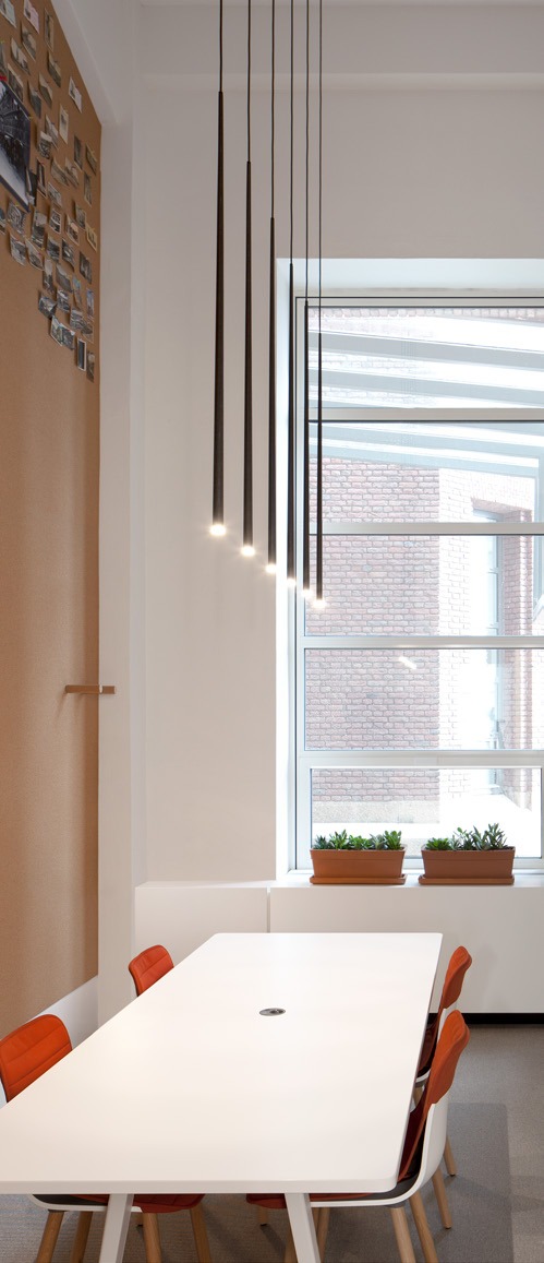 Vibia Slim 0920 – Lámpara colgante — imagen 4