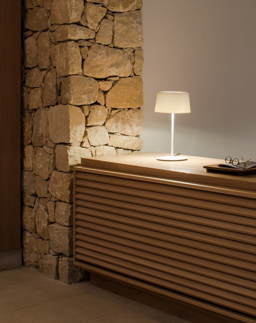 Vibia Warm – Lámpara de pie — imagen 3