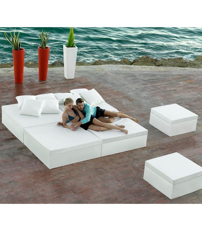 Vondom Quadrat Puf 120 iluminación