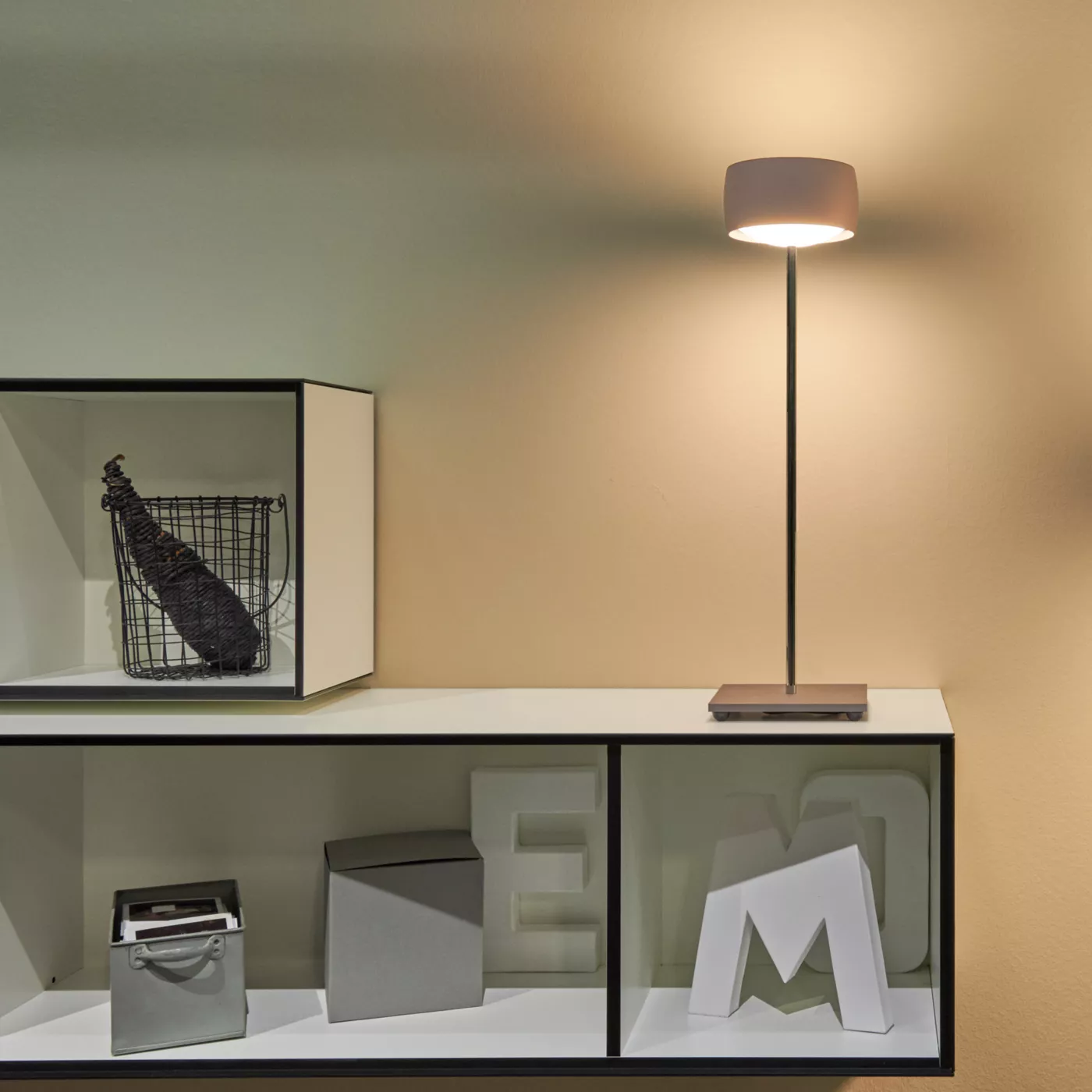 Oligo Grace – Lámpara de sobremesa led — imagen 4