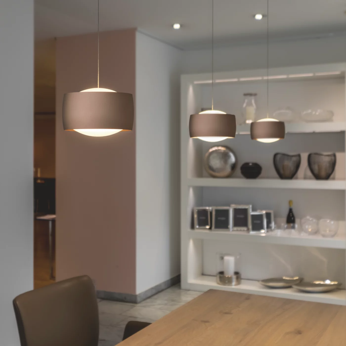 Oligo Grace, 3 focos - altura ajustable de forma invisible – Lámpara de suspensión led — imagen 4