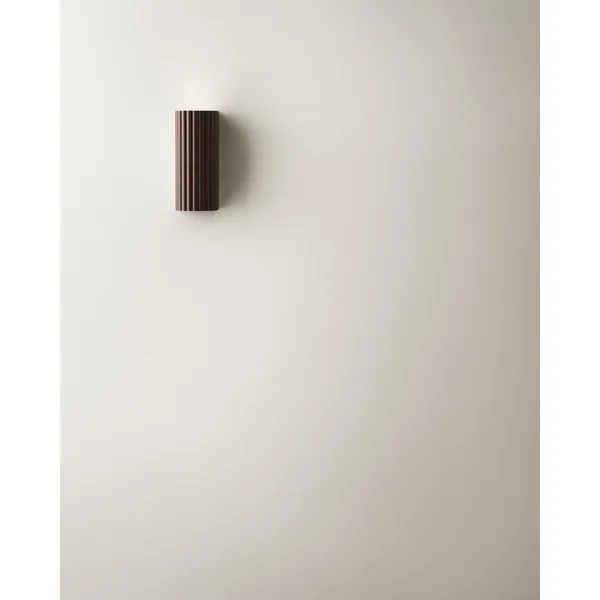 Pholc Donna 15 Castaño – Lámpara de pared — imagen 3