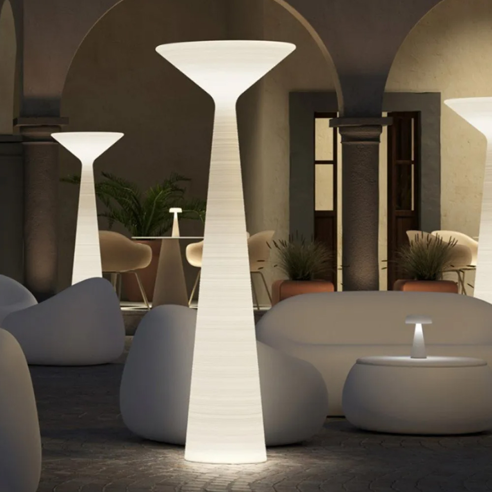Plust Collection Tebe Outdoor – Lámpara pie — imagen 2