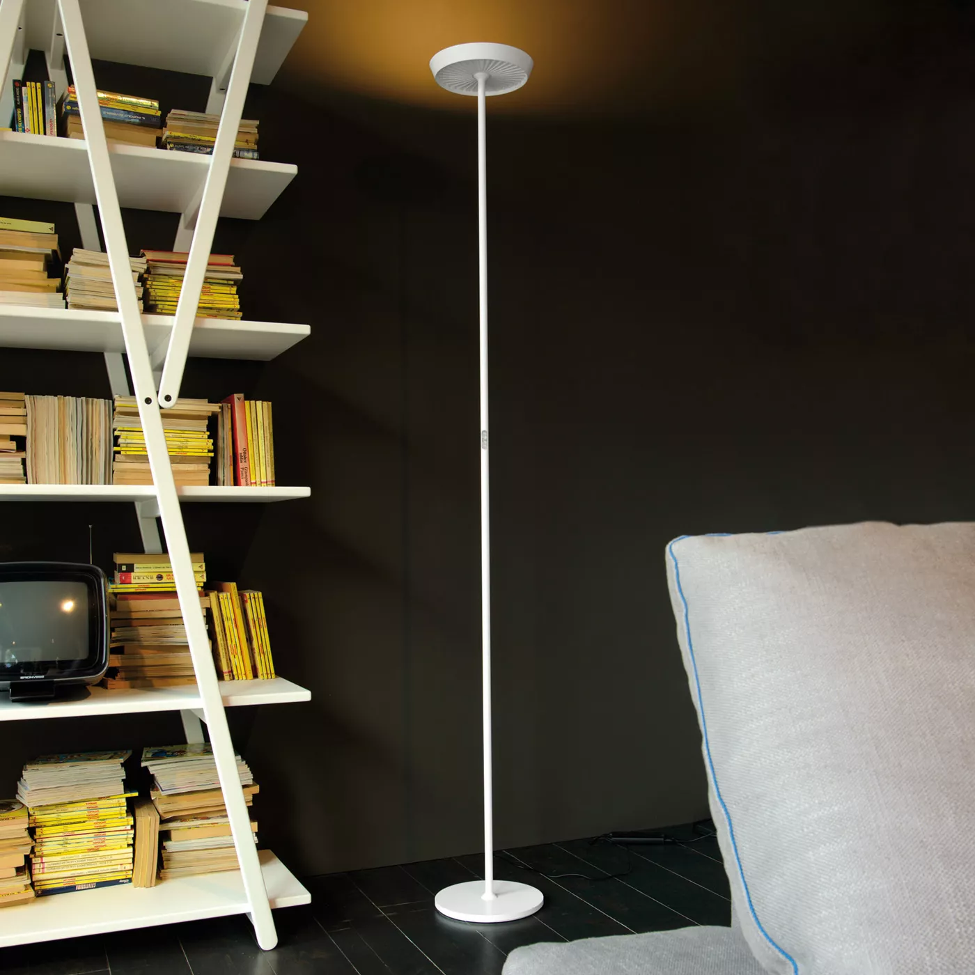 Rotaliana Prince F1 – Lámpara de pie led — imagen 4