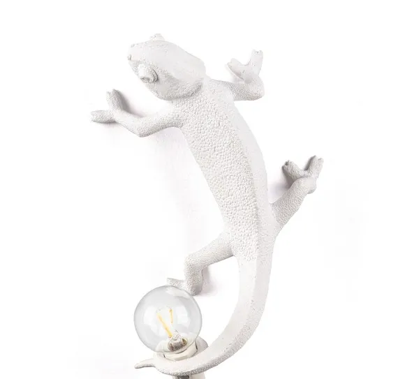 Chameleon Going Up Lámpara de Pared Blanco