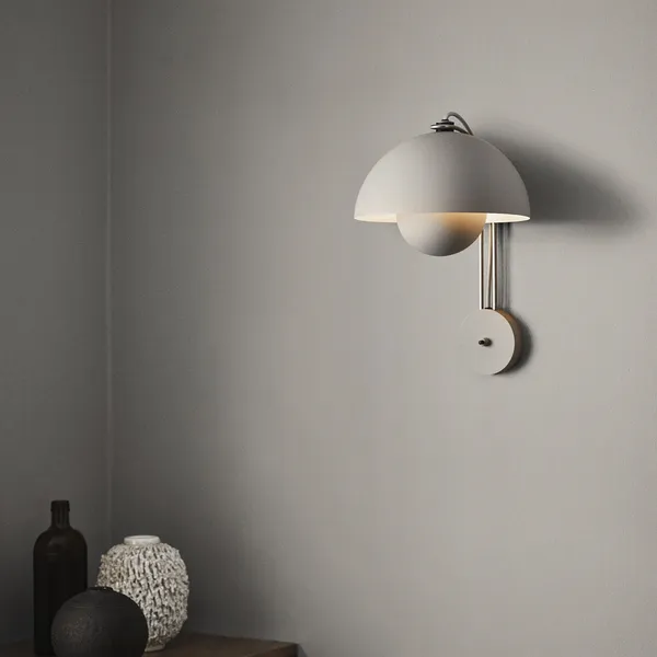 &Tradition Flowerpot VP8 Gris Beige – Lámpara de pared — imagen 4
