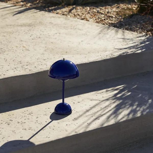 &Tradition Flowerpot VP9 Portátil Azul Cobalto – Lámpara — imagen 7