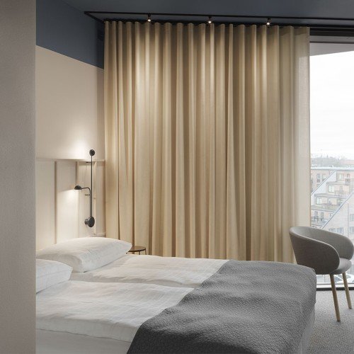 Vibia Pin 1685 – Aplique — imagen 2