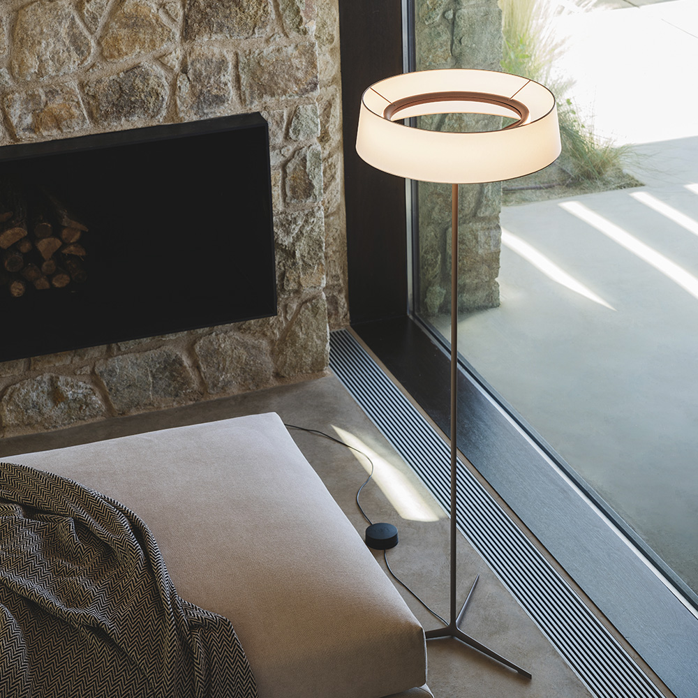 Vibia Dama – Lámpara pie — imagen 3