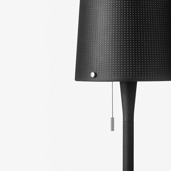 Vipp 530 Negra – Lámpara de mesa — imagen 3